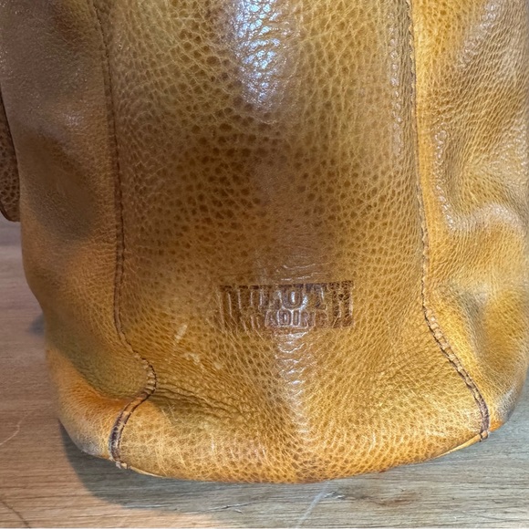 Duluth Trading Co. leather bag/purse￼ - Picture 3 of 10